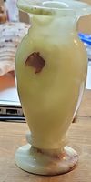 Blumenvase aus Onyx-Marmor (DR)