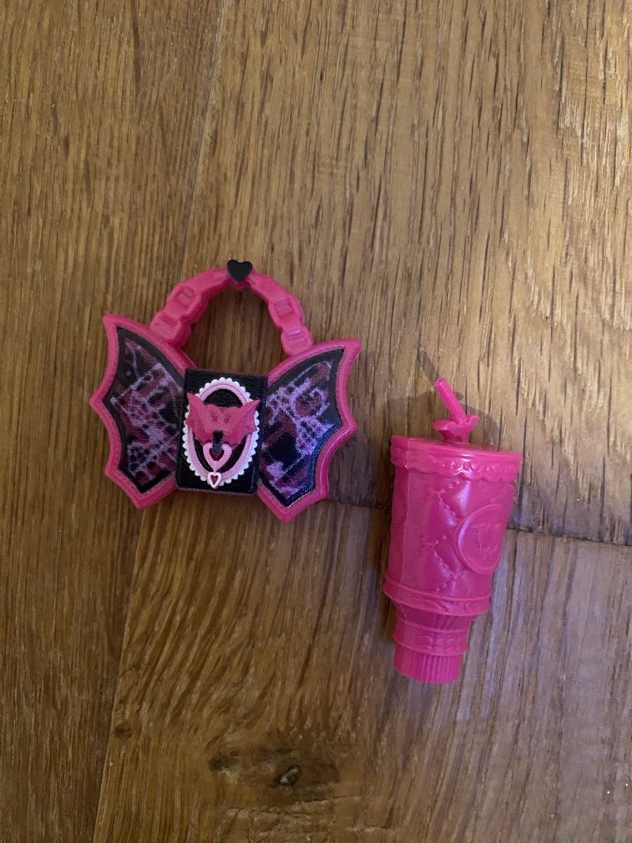 Poupées: Monster High Puppe Draculaura – D'occasion à Hämikon par mic_shq2 2