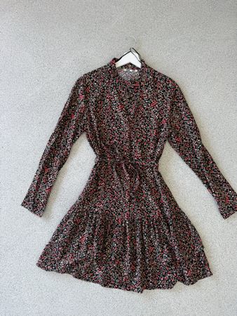 WE Kleid mit Blumenmuster, Gr. M
