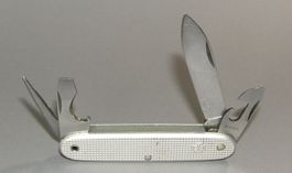 MILITÄRMESSER TASCHENMESSER ELSENER SCHWYZ 1970