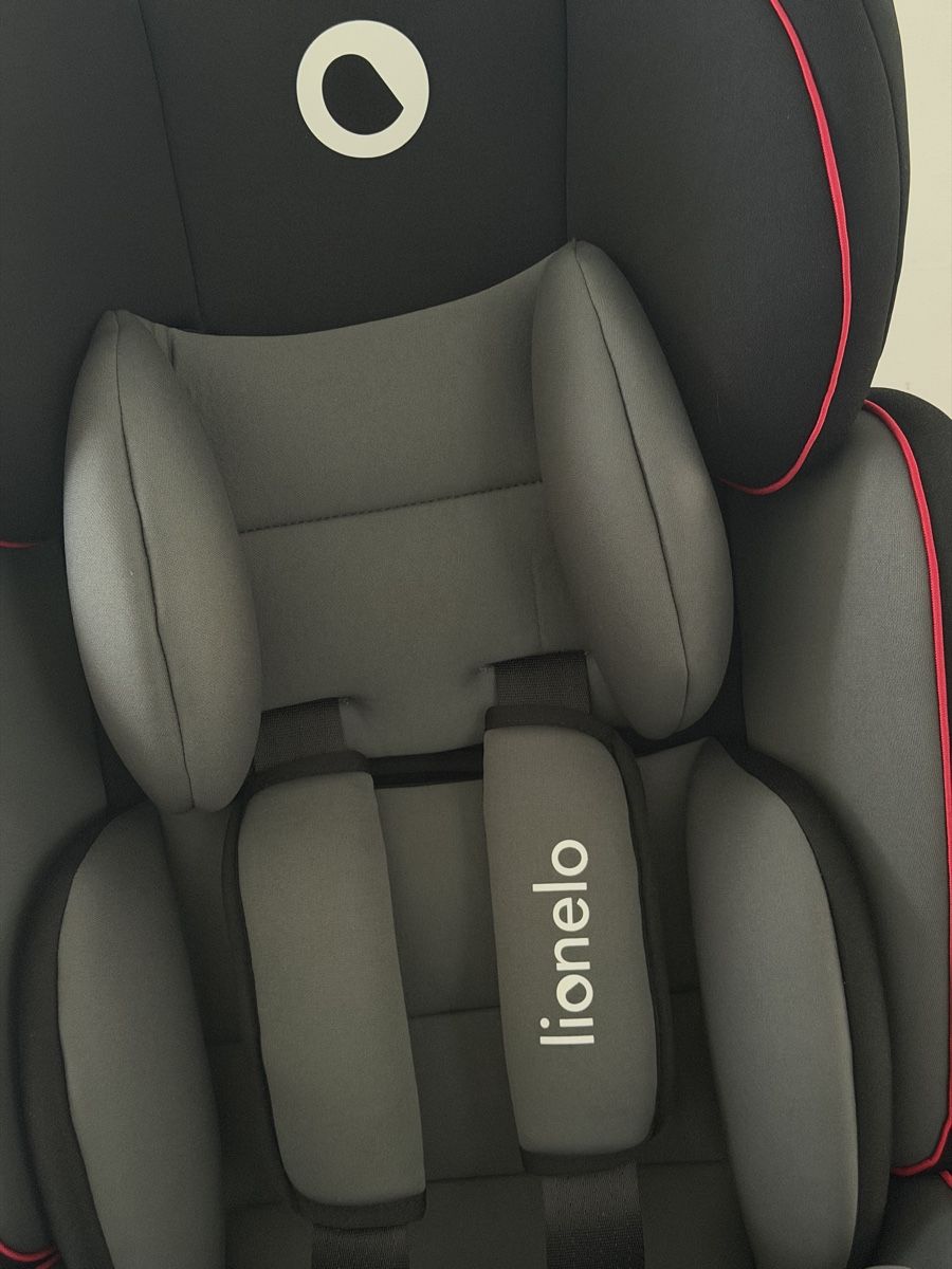Seggiolini per auto: Car Seat - Lionelo Levi Simple Black – Nuovo (secondo la descrizione) da Luzern venduto da amfs3 1