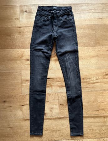 Skinny SHAPE Jeans 26/34 schwarz melliert