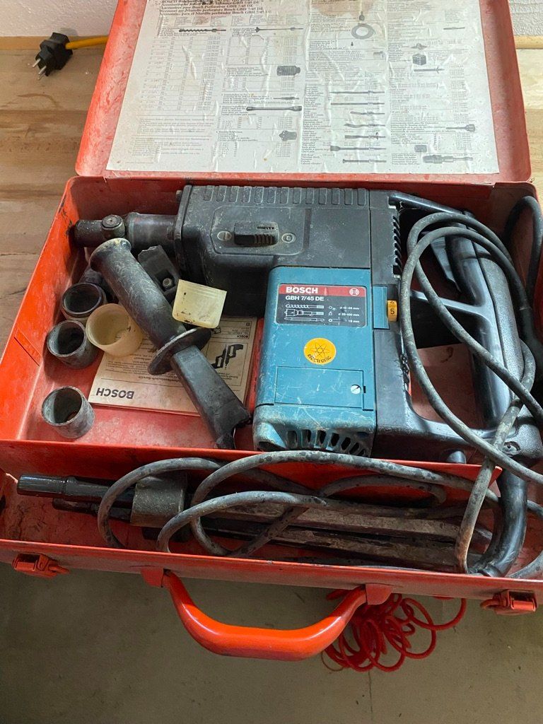 Perceuses: BOSCH Bohrhammer – D'occasion à Wetzikon ZH par JAG50