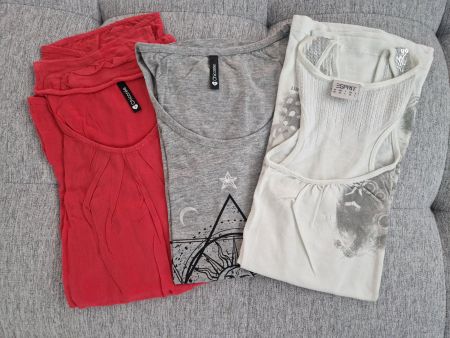 Sommer Set: 3 T-Shirts, Grösse S, Top Zustand!