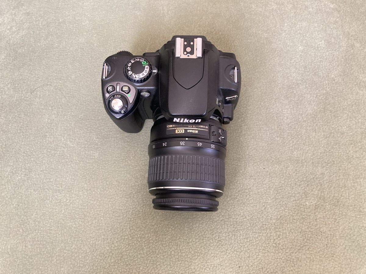 Nikon Kamera: Nikon D40 +18-55. Shuttercount nur 2815! – Gebraucht aus Flims Dorf von daFlem