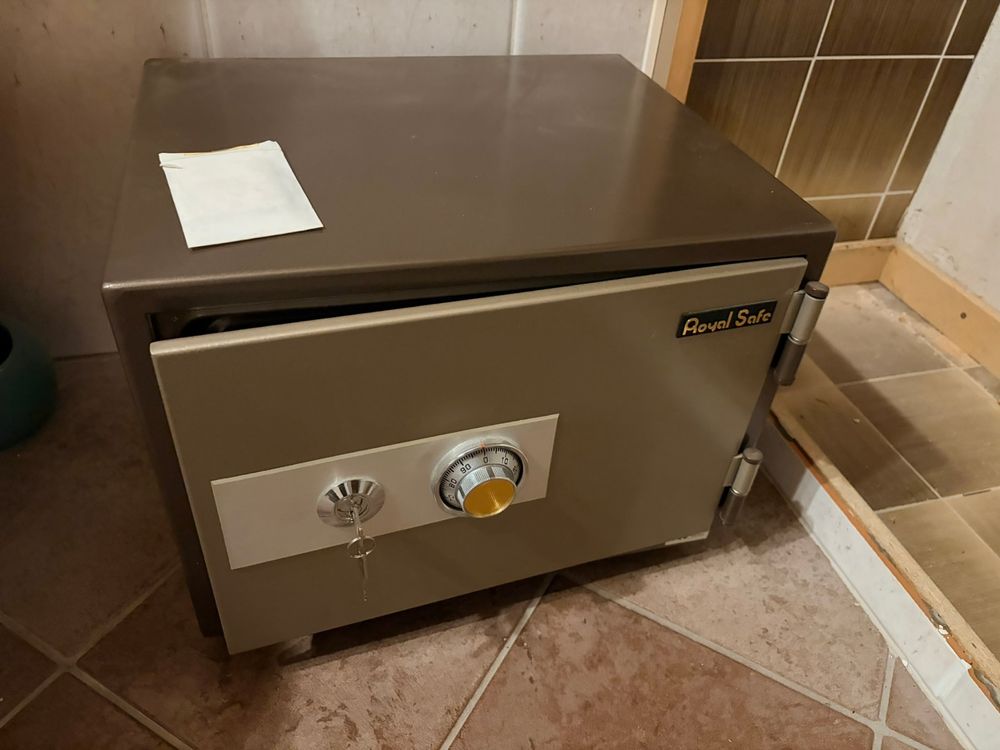 Coffre fort Royal Safe R-10 (D'occasion) à La Sarraz pour CHF 50 ...