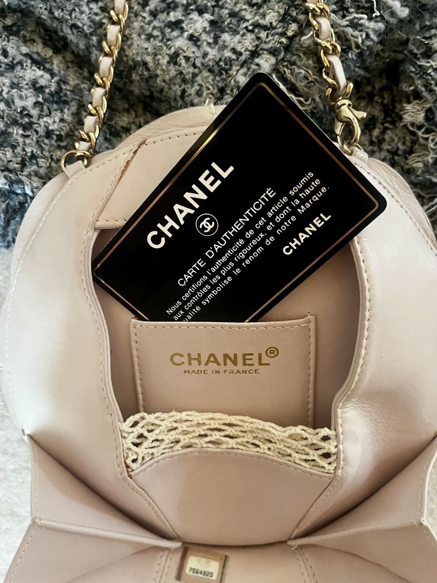 Chanel Taschen für Damen: Chanel  – Neu (gemäss Beschreibung) aus St. Gallen von Viste 4