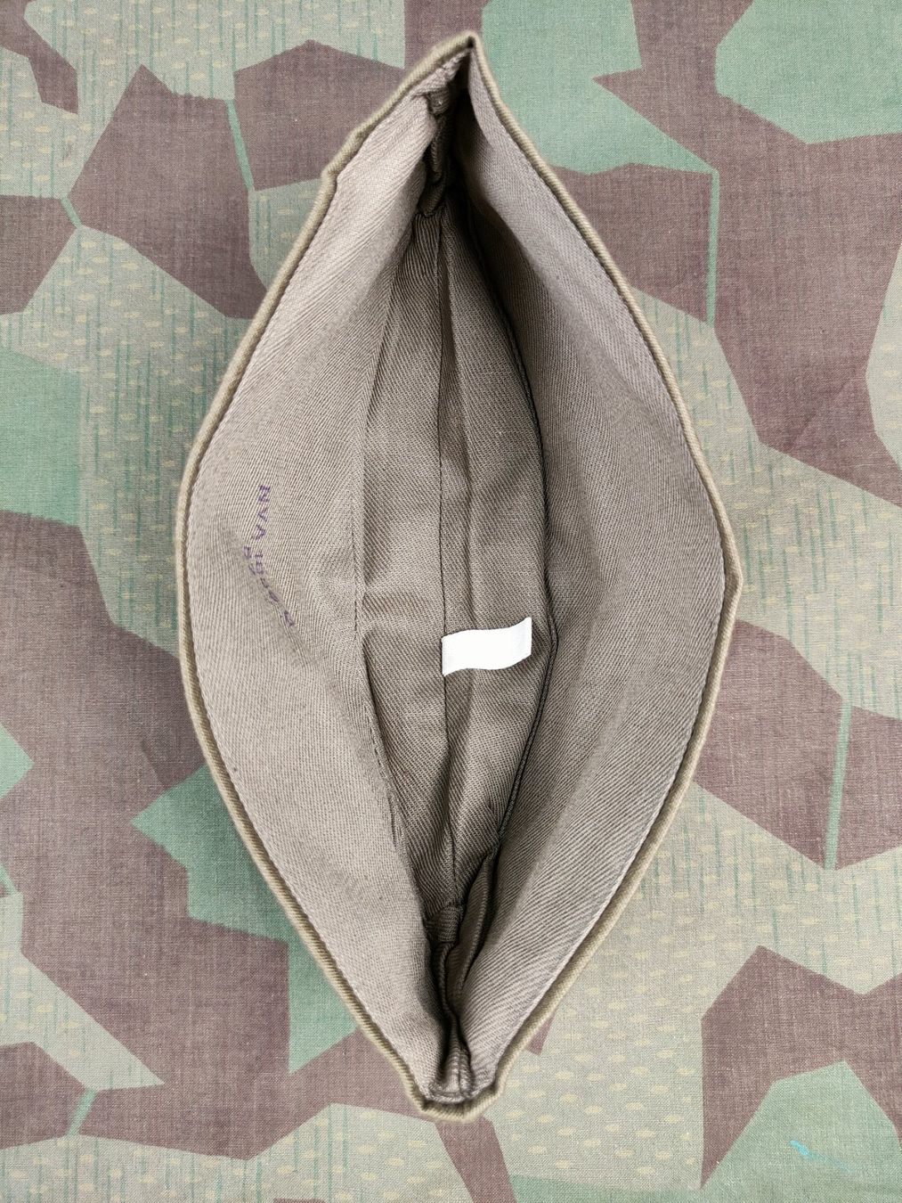 Uniformi: Feldmütze Kampfgruppen, Grösse 57 – Usato da Bauma venduto da SwissMilitaria 4