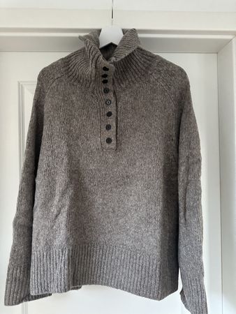 Pulli Zara gr. L