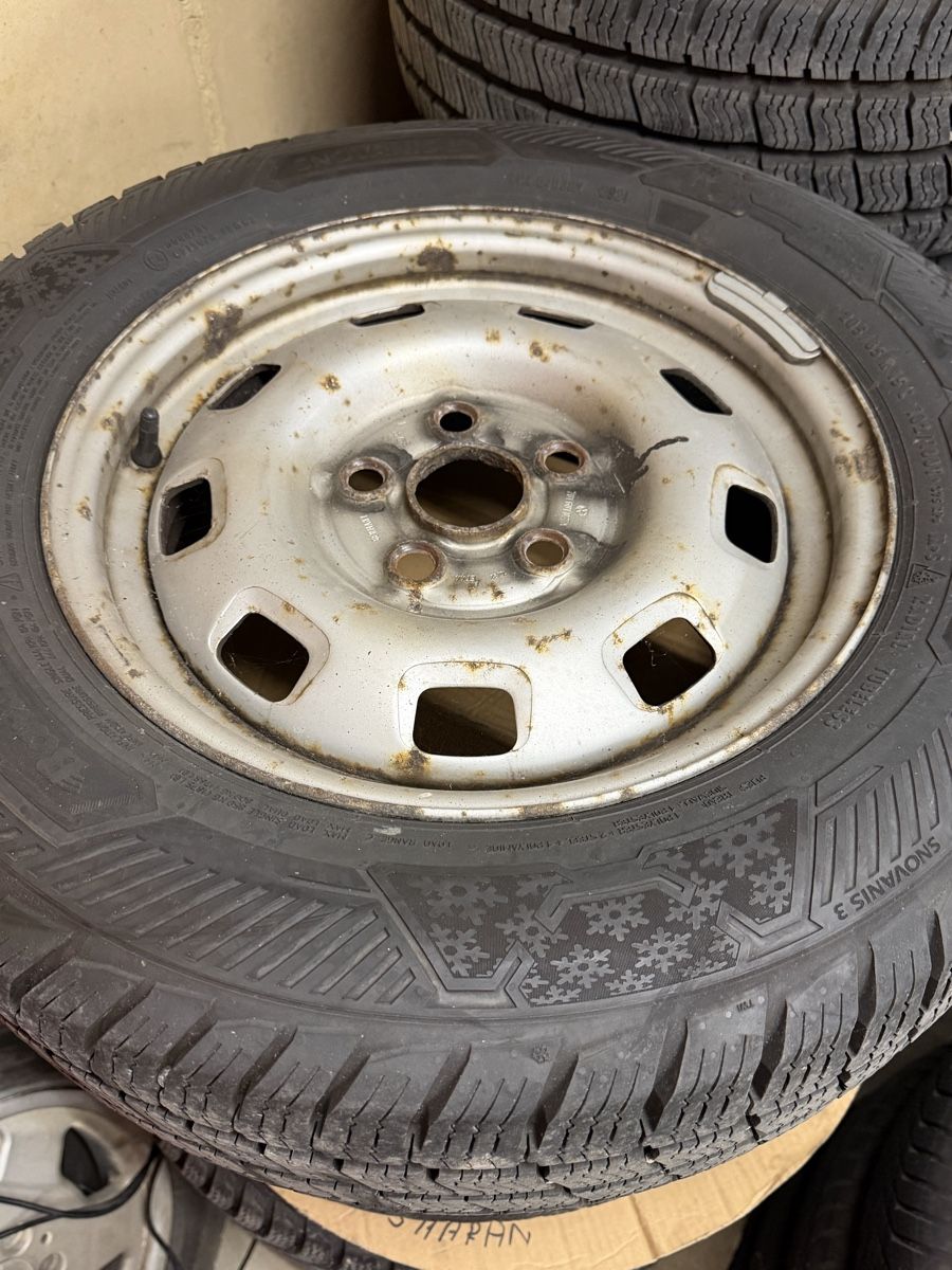 Pneumatici & Ruote complete: VW T4 Winterräder – Usato da Täuffelen venduto da ASLAG