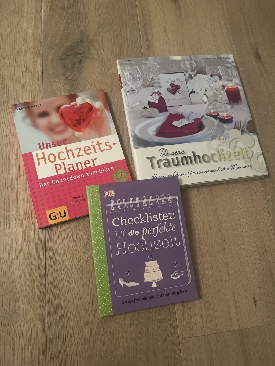 Livres: Hochzeit Bücher Vorbereitung – Neuf (Voir description) à Ennetbaden par AniGl