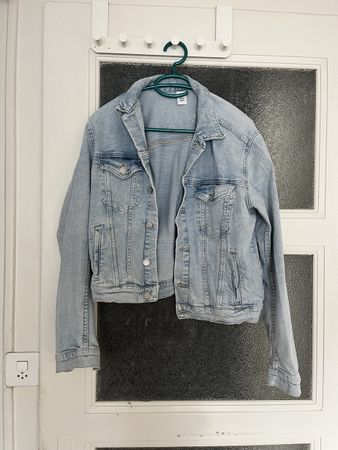 Veste en jean légère taille 42