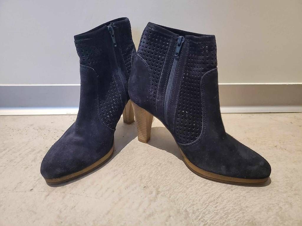 Scarpe da donna: Bottines en daim "Varese" – Usato da Bernex venduto da Sooeg_01