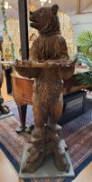 Geschnitzter Bär