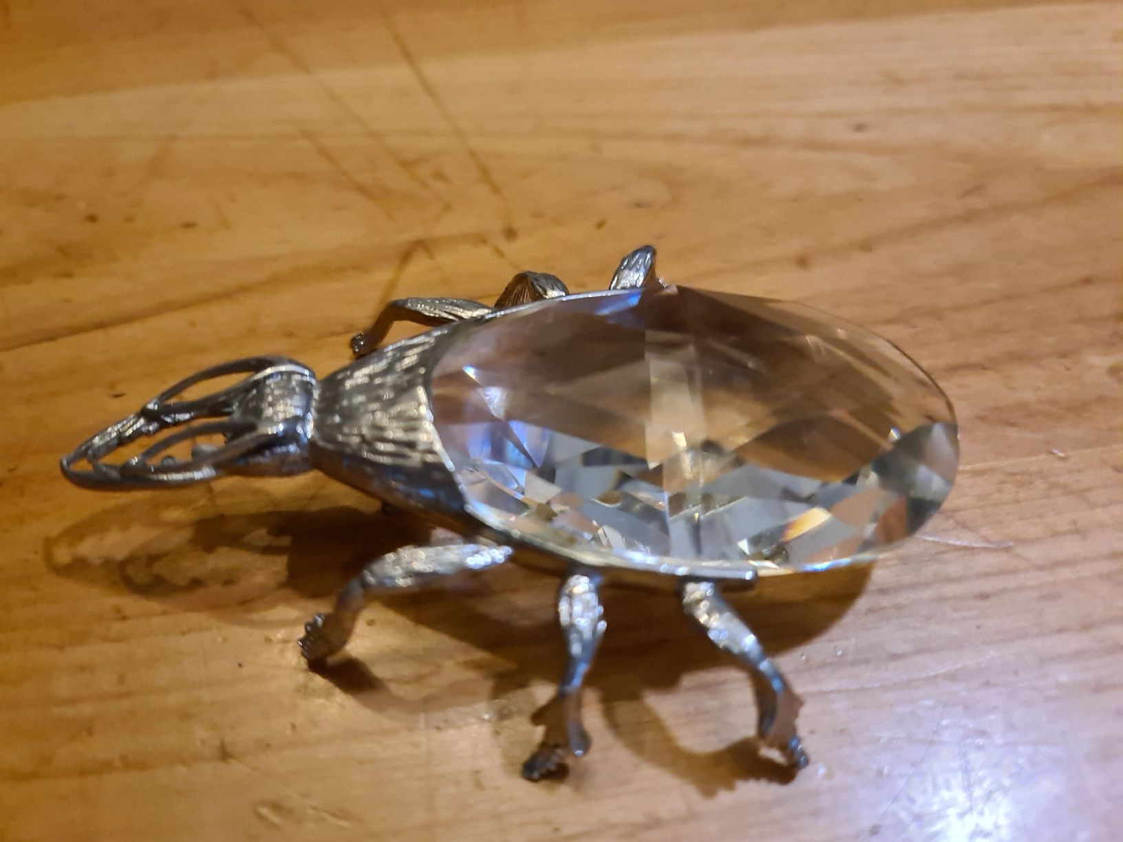 Swarovski Tutte le decorazioni: Swarovski Figur Hirschkäfer Flaschenöffner – Usato da henau venduto da Rockj