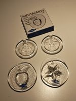 Nuutajärvi-Glas – ein Set aus vier hängenden Weihnachtsornam