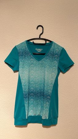Sport T-Shirt Grösse S, Türkis