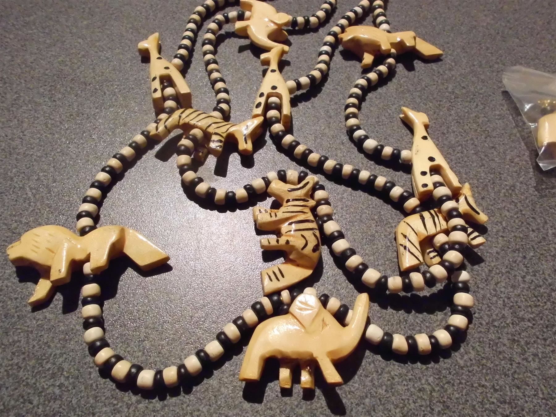 Altri gioielli: Kette und Ohrhänger, beige/schwarz, vers – Usato da Zürich venduto da abraxas1291 3