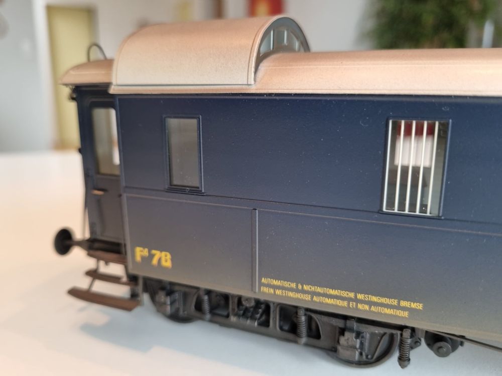 Model-Rail Gotthardbahn-Postwagen 7