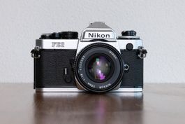 Geprüfte Nikon FE2, neue Dichtungen und Dämpfer