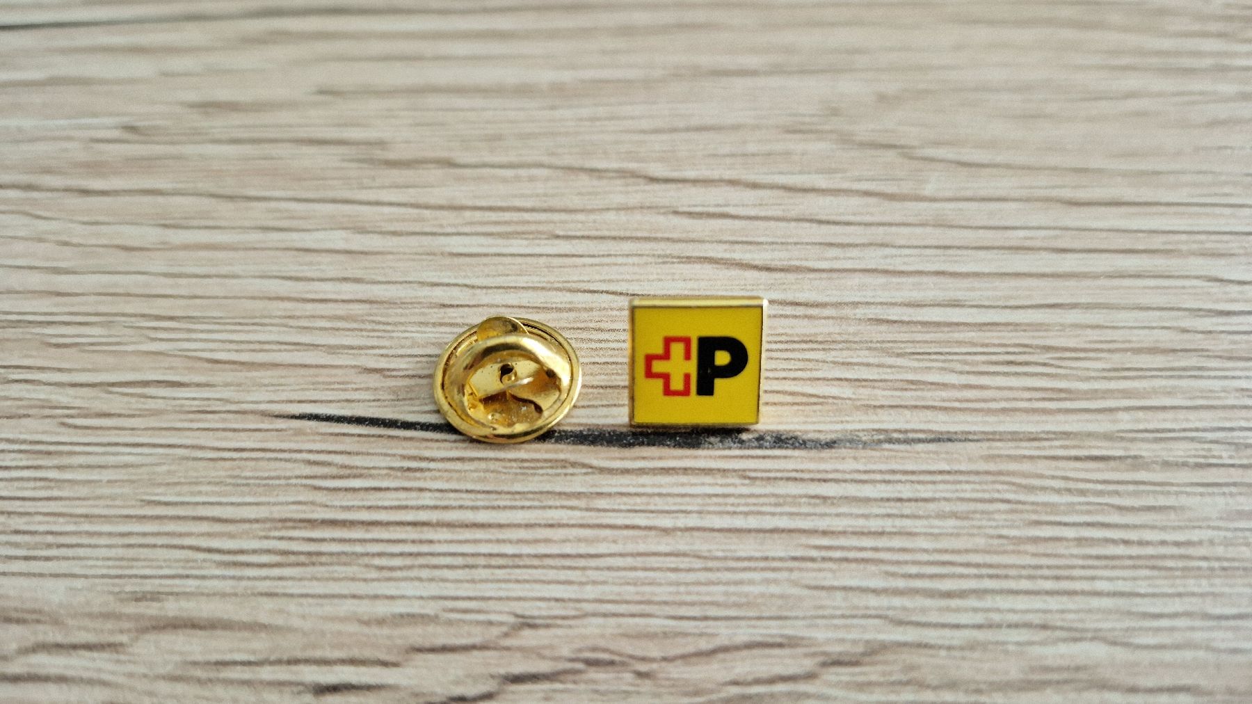 Placchette & Badge: pins poste  – Usato da Cousset venduto da maurerjohann