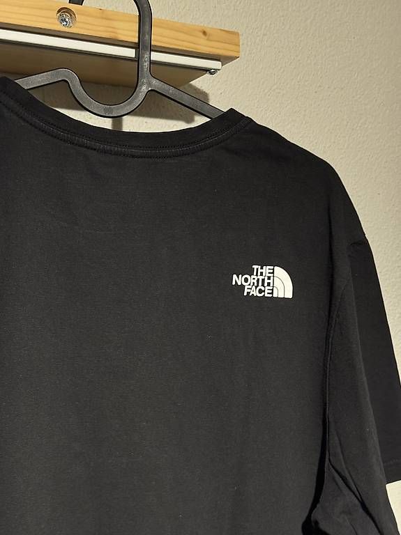 T-shirt: Shirt The North Face L – Usato da Triengen venduto da Ike67 2