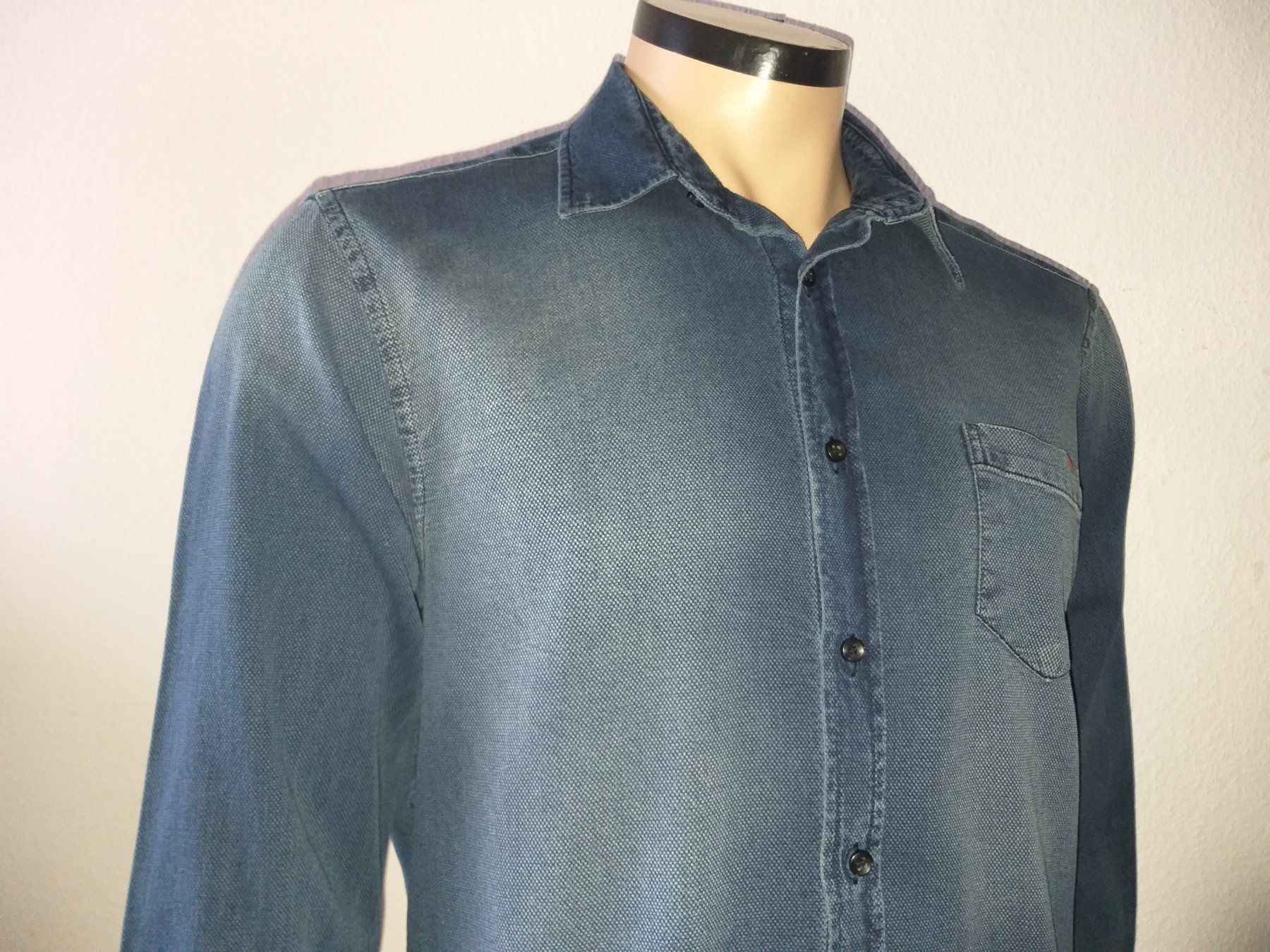 Liu Jo Camicie: LIU JO Chemise / Hemd taille / Grosse L – Usato da Cossonay-ville venduto da Super-Price-Quality 3