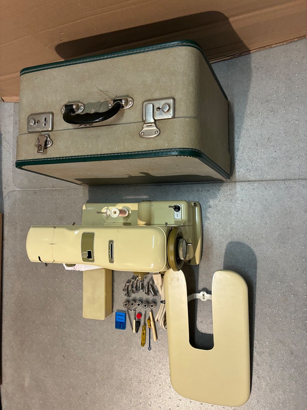Bernina Machines à coudre: Bernina 531-1 mit 6 Monate Garantie – D'occasion à Hendschiken par zkos 2
