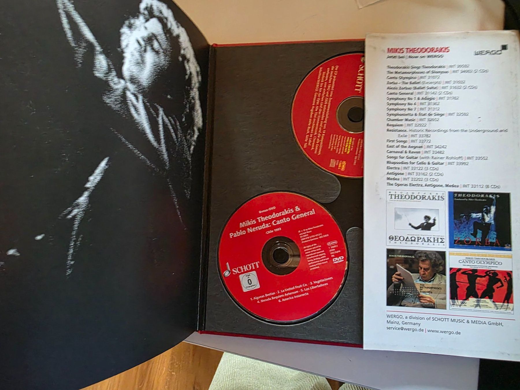 Libri: Mikis Theodorakis - Ein Leben in Bildern - Schott 2010 – Nuovo (secondo la descrizione) da Walterswil BE venduto da Lonitti 6