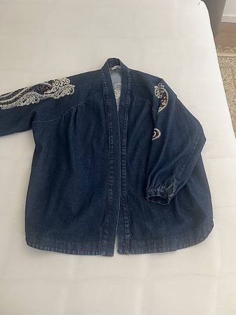Veste kimono en denim brodé L