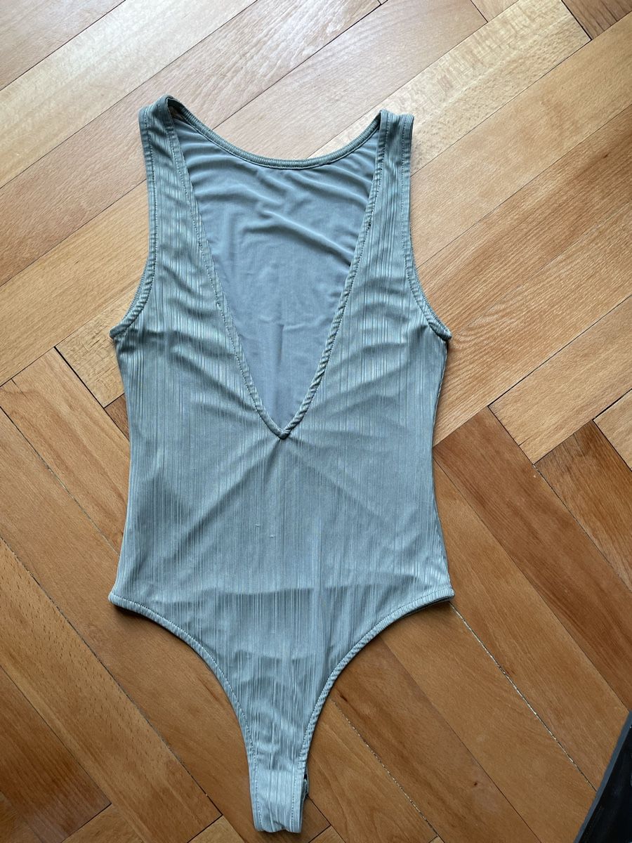 Tops: Body – D'occasion à Basel par Gundeli-25 2