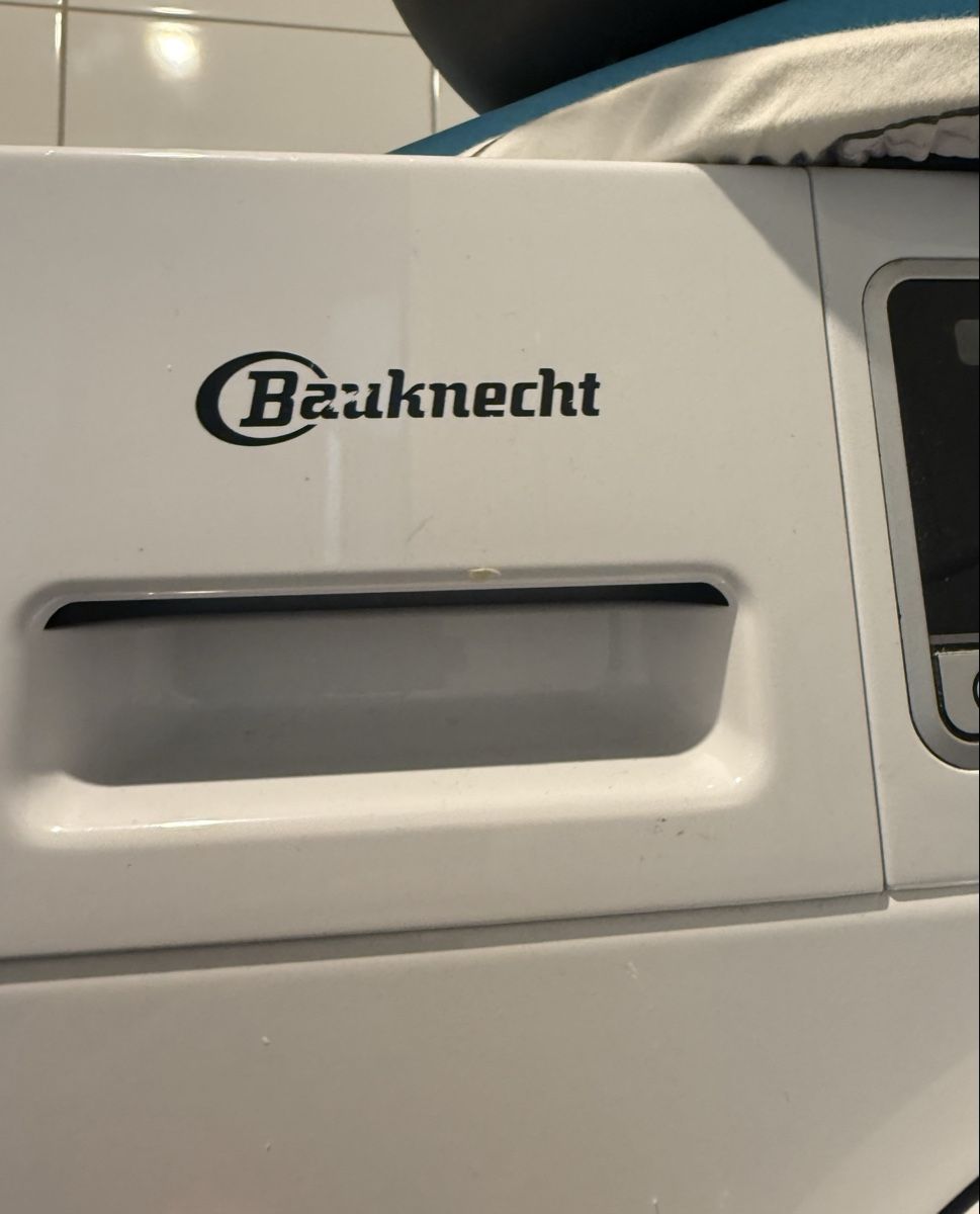 Siemens Lavatrici: Washing machine and dryer – Nuovo (secondo la descrizione) da Chêne-Bougeries venduto da nee_f2v7 1