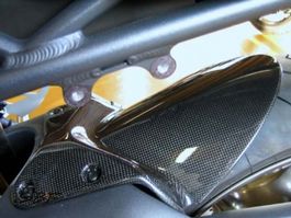 Carbon Schutzblech Triumph Street Triple /Daytona 675