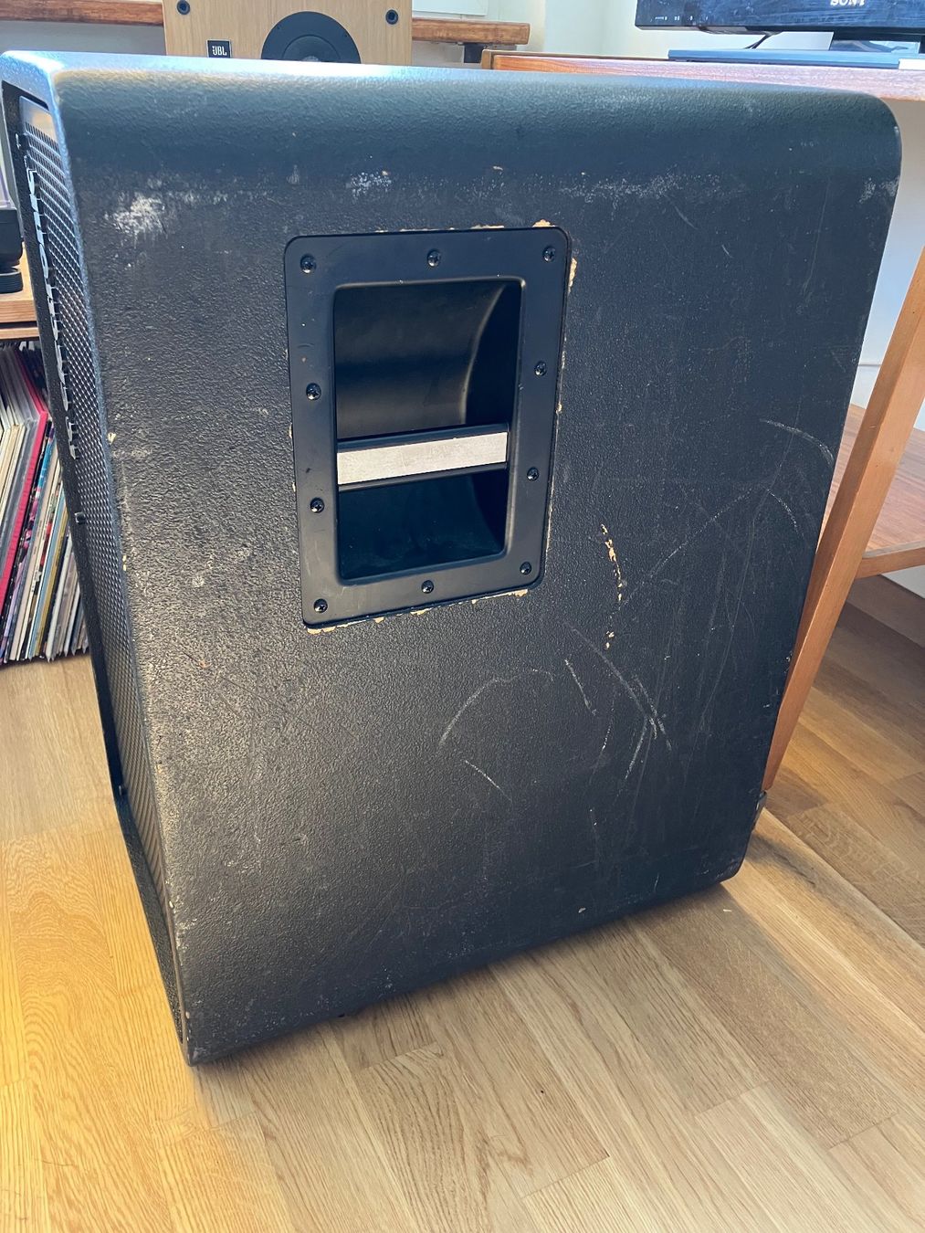 TC Electronic Amplificatori: Tc Electronic Bass speaker RS212-8 – Usato da Biel / Bienne venduto da Aprad 1