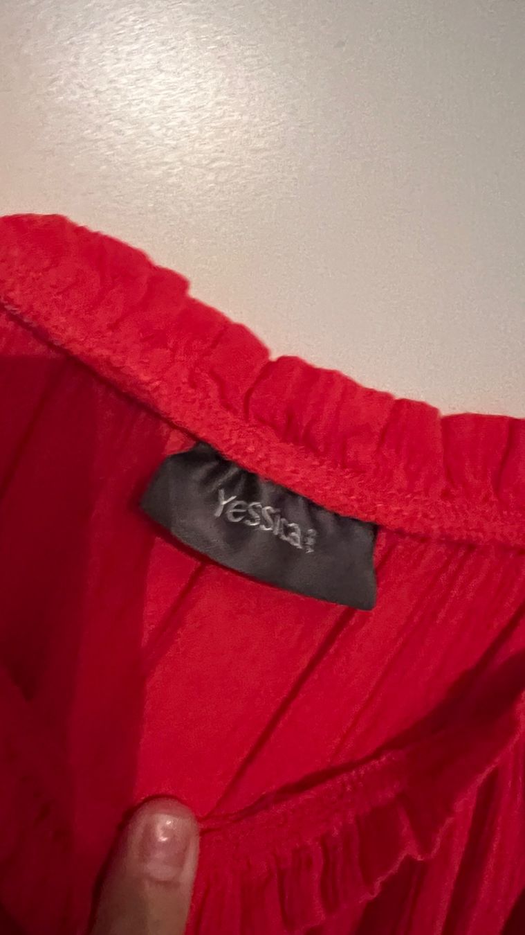 C&A Camicette: • Rote Bluse / Oberteil • – Usato da Basel venduto da mendoza13 1