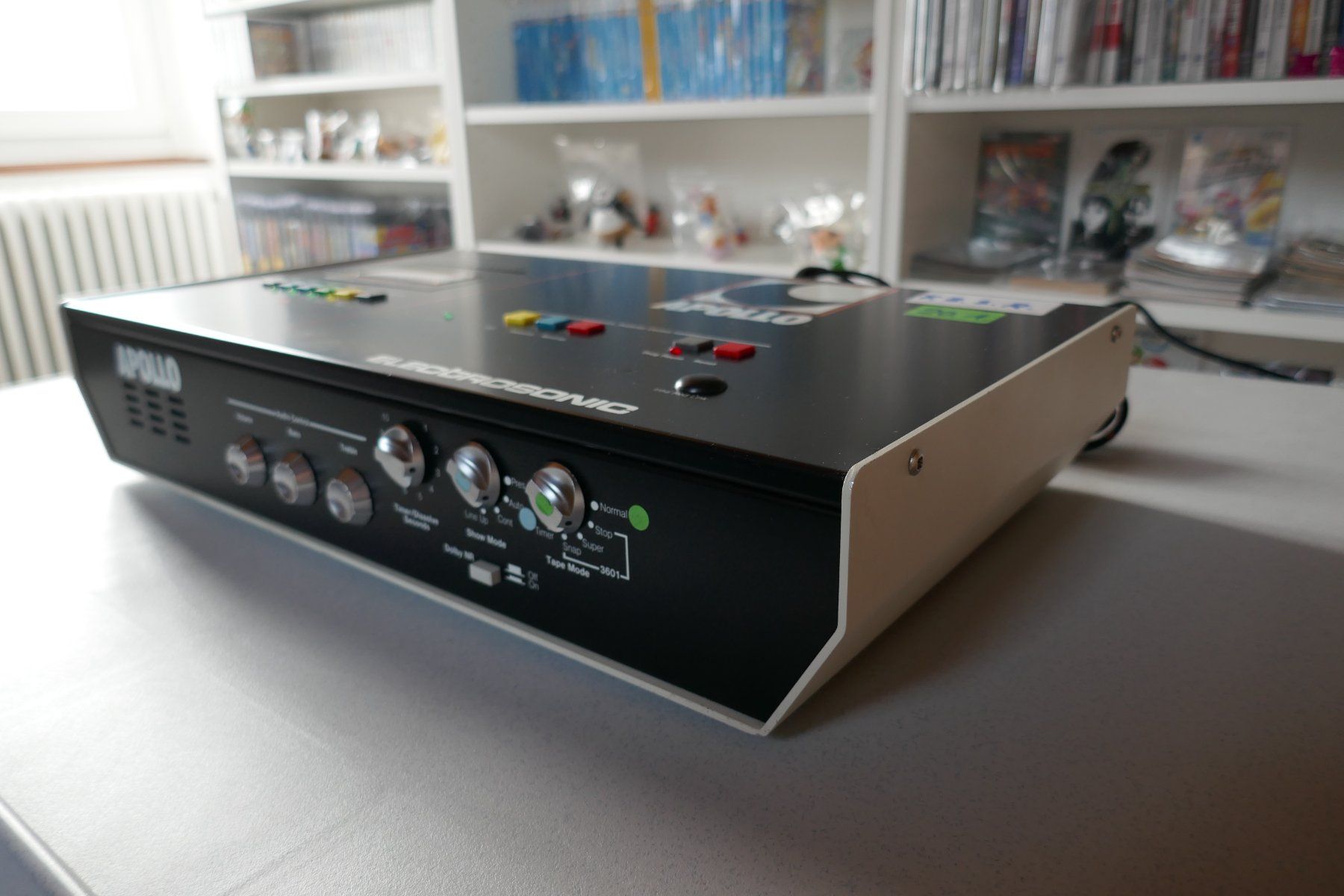 Sistema di controllo: Boîtier de contrôle Apollo Electrosonic - Serial 1517 – Usato da Vuarrens venduto da Espace-Retro 2