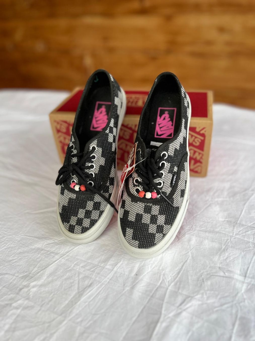 Vans Scarpe da donna: Vans Slim Classigs Gr. 36 – Nuovo (secondo la descrizione) da St.stephan venduto da yvent