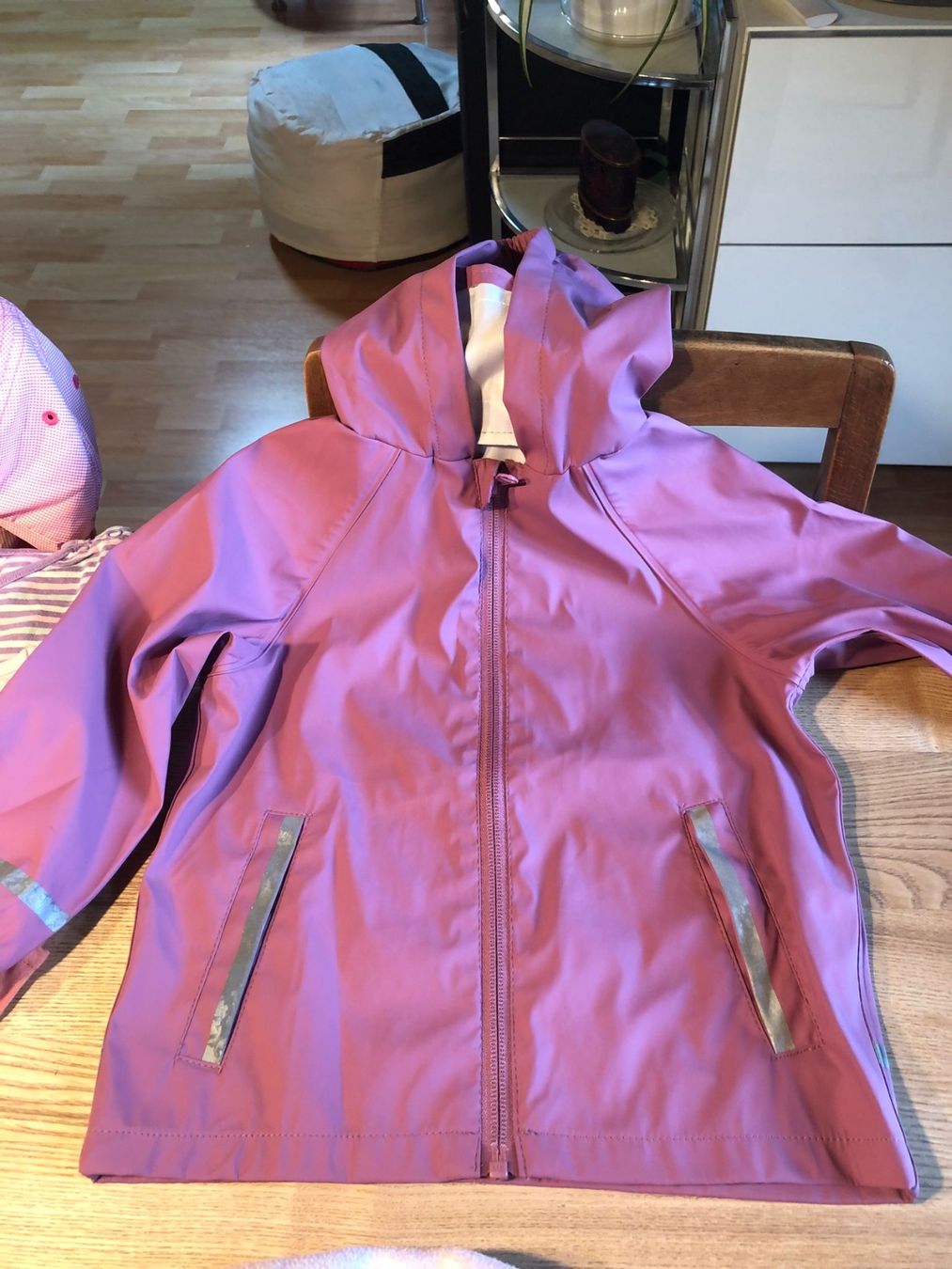 Lotti & Set di vestiti: 30 Teiliges Mädchenpaket Gr. 92 – Usato da Röschenz venduto da Tashroal 5