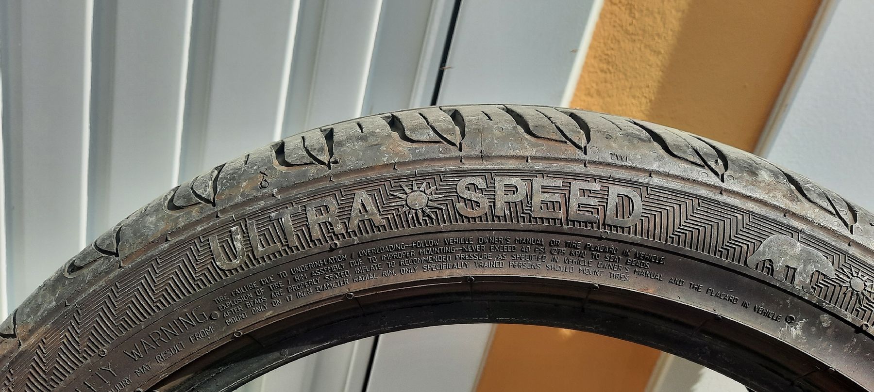 Pneus & Roues: 225/45 R17 – D'occasion à Allschwil par Olexis 3