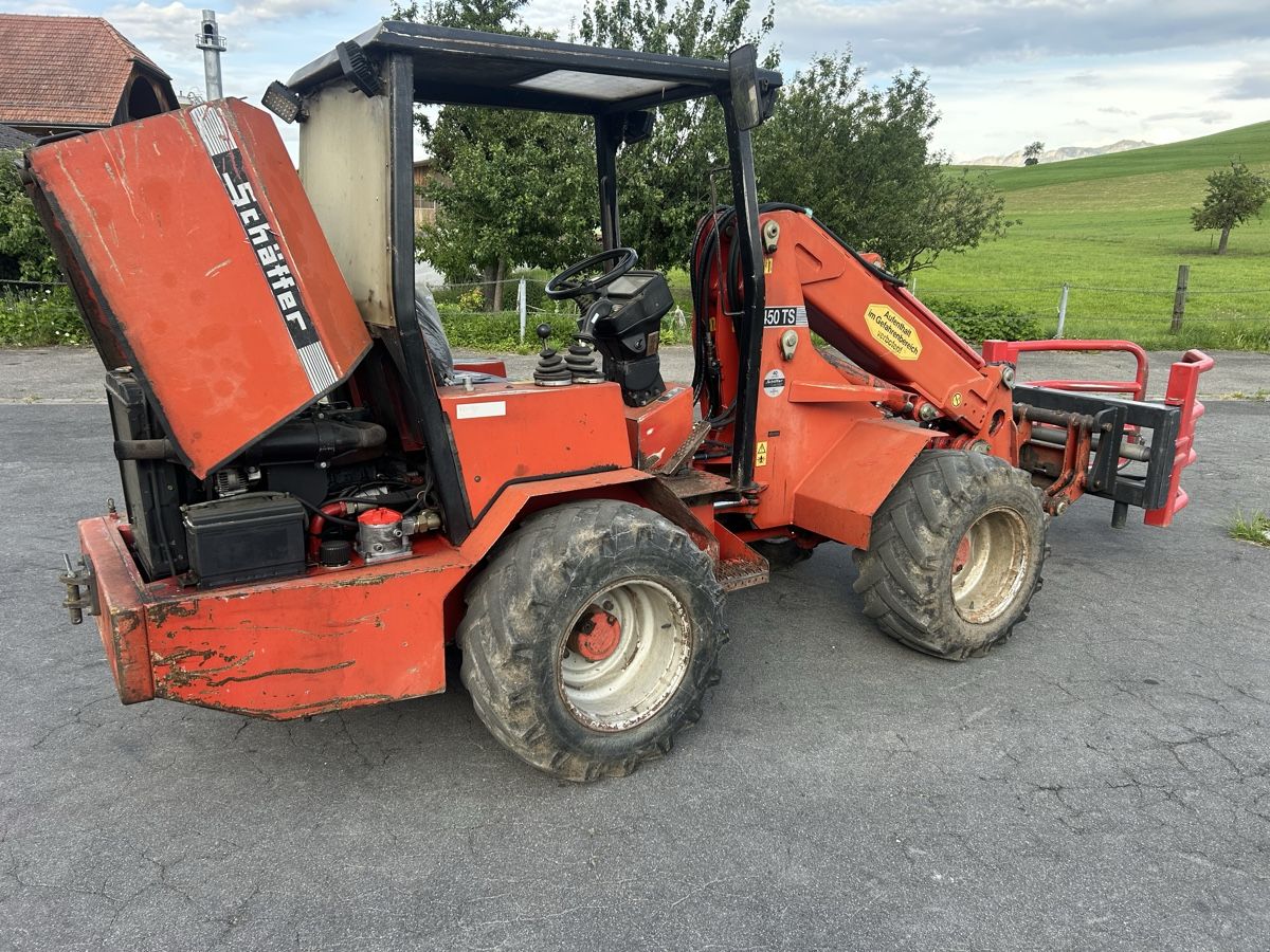 Schäffer Caricatori: Schäffer 450 TS Hoflader – Usato da Fahrni venduto da vario415 5