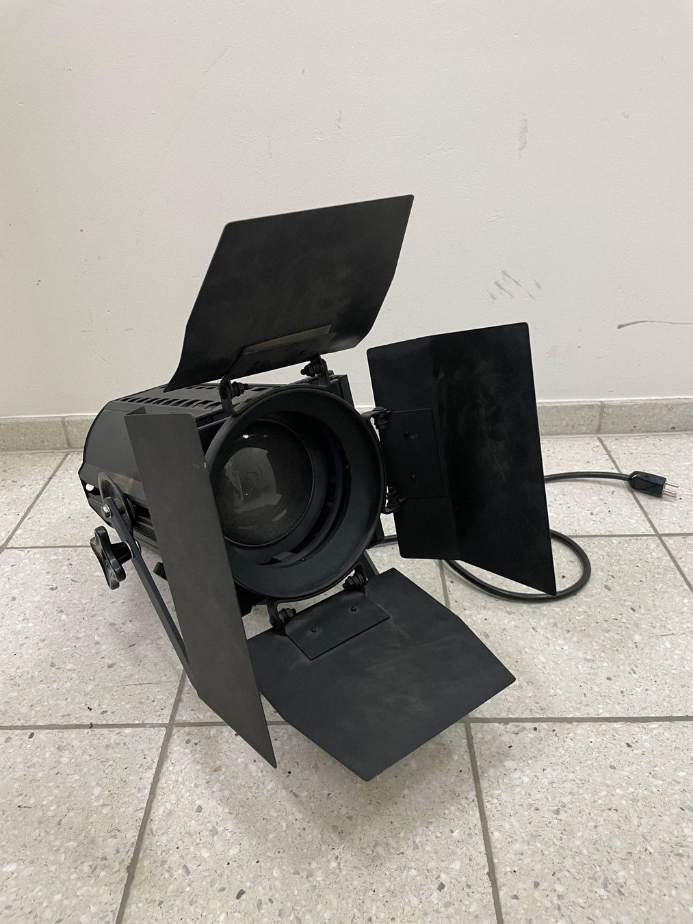 Lampade: Scheinwerfer Selecon 1000W – Usato da Hittnau venduto da pianokeller
