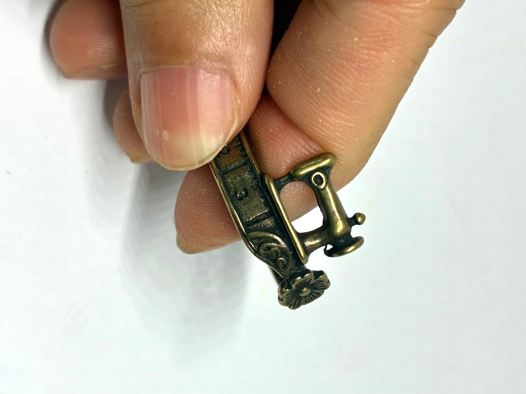 Anelli: Vintage Ring mit Nähmaschine – Bronzefarben – Nuovo (secondo la descrizione) da Finstersee venduto da Small-Daily-Rituals 2