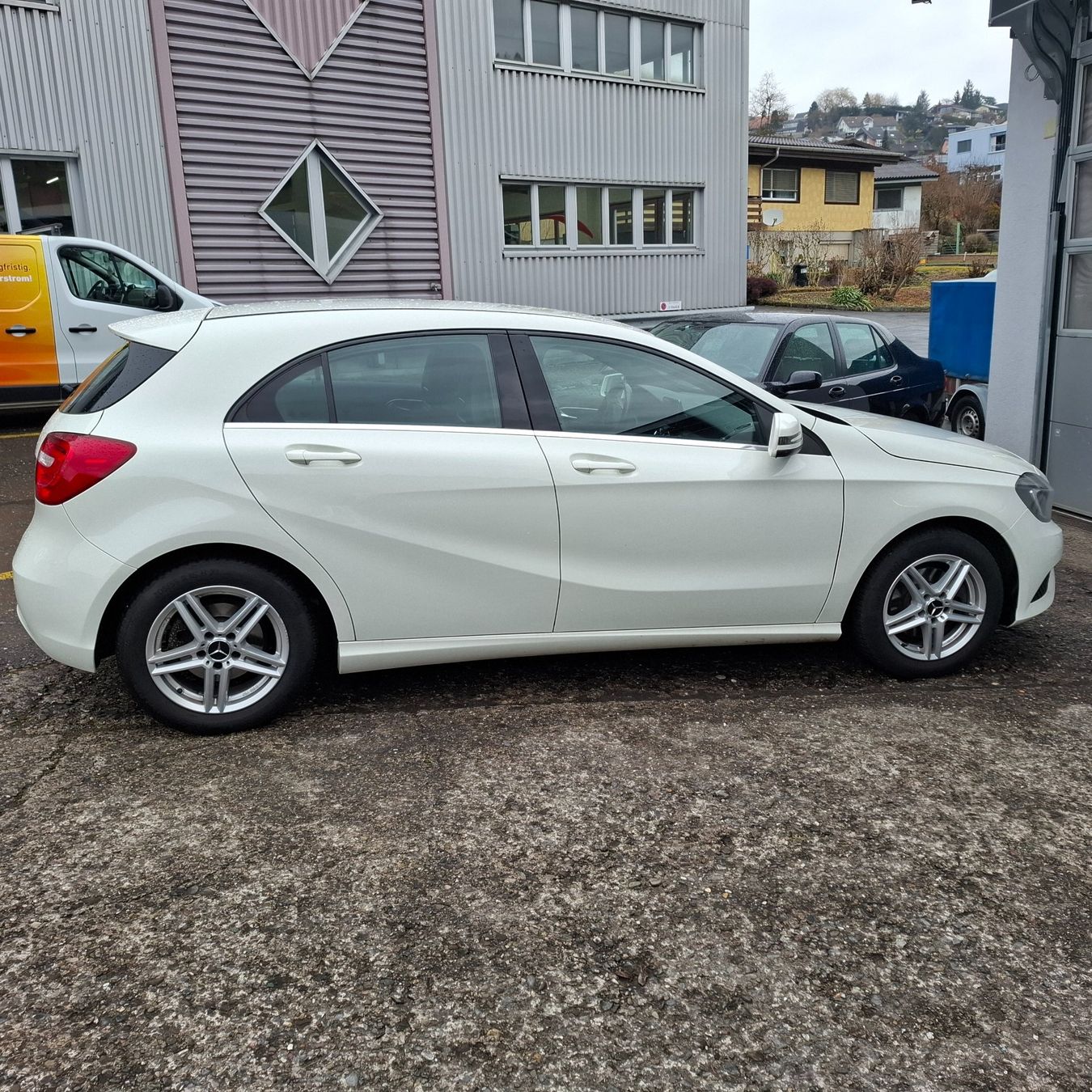 Mercedes-Benz Autos: Mercedes-Benz A 180 – Gebraucht aus Adligenswil von Exnovo 2