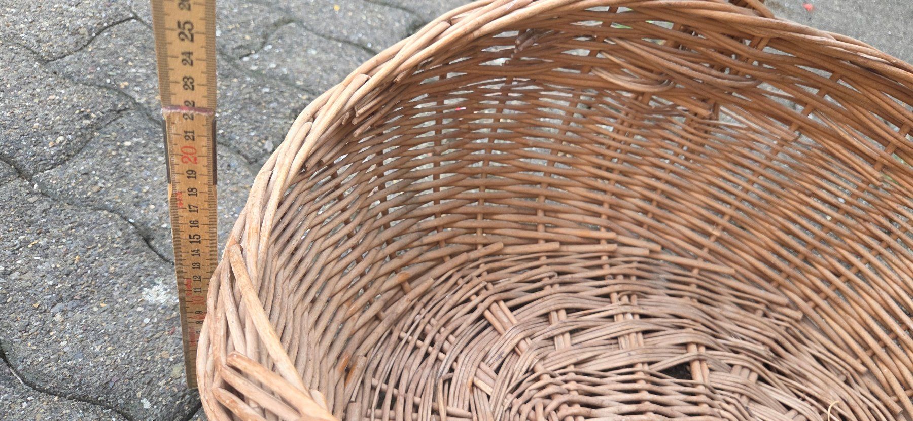 Sonstiges für Haushalt & Wohnen: Grosser Weiden Korb Robust – Gebraucht aus Niederbipp von Trude04 8
