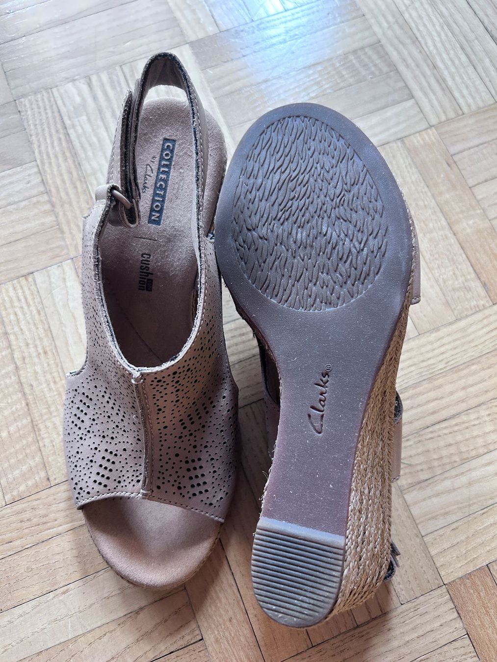 Clarks Damenschuhe: Sandale von Clarks , Leder, beige, 37 – Gebraucht aus Zürich von Berrymen 1