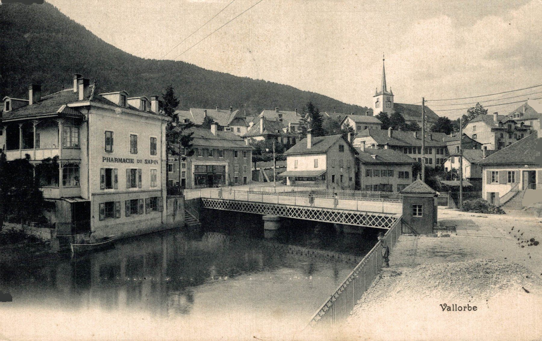 Cartoline postali: Vallorbe. Pharmacie du Sapin – Usato da Bronschhofen venduto da Astore