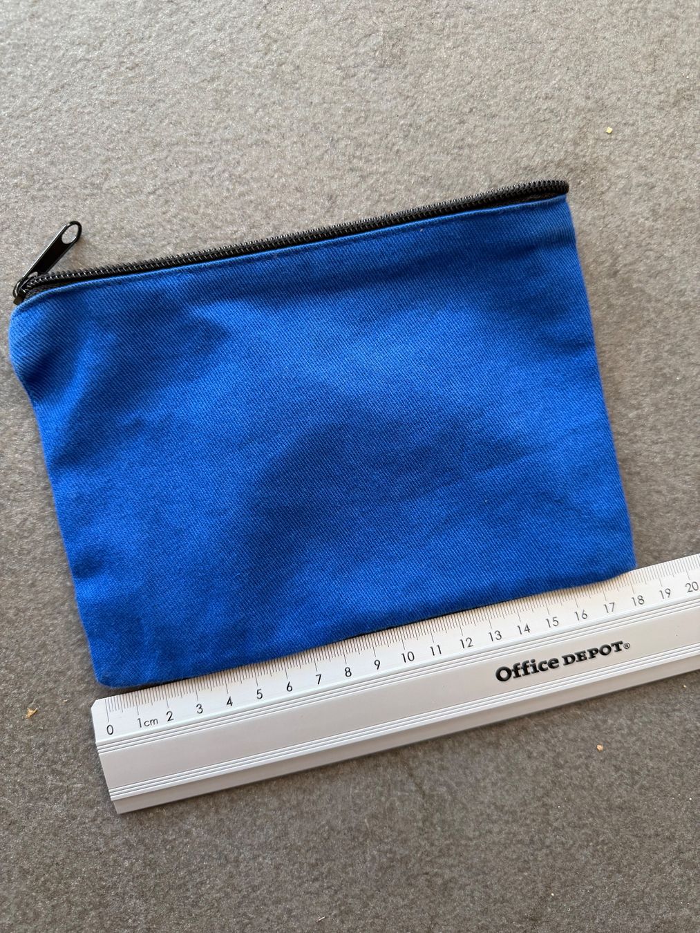 Covers & Borse: Galen Leather Etui – Usato da Ennetbaden venduto da miboo 1