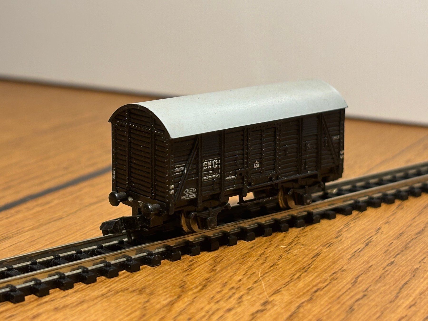 Modellini di ferrovie: *e388: Güterwagen (Spur N) – Usato da Birsfelden venduto da Birs_25 2