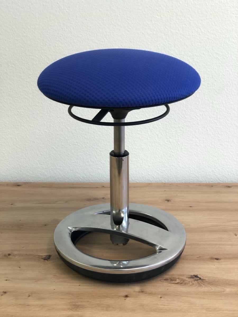 Tabourets: Ergonomischer Steh-/Sitzhocker von Topstar – D'occasion à Zürich par fontana