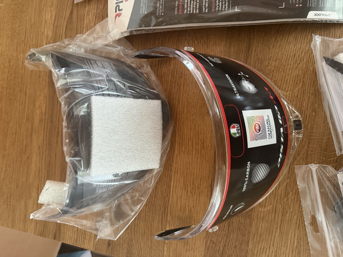 AGV Casques & visières: AGV Pista GP RR Carbon Grösse L – D'occasion à Intschi par sam_t5kc 6
